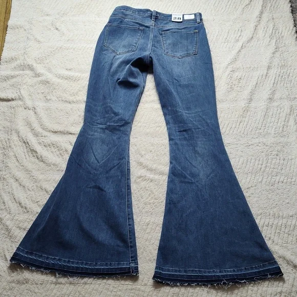 Dear John American Classic Women's Size 28th Medium Wash Denim Blue Jeans - Picture 9 of 12